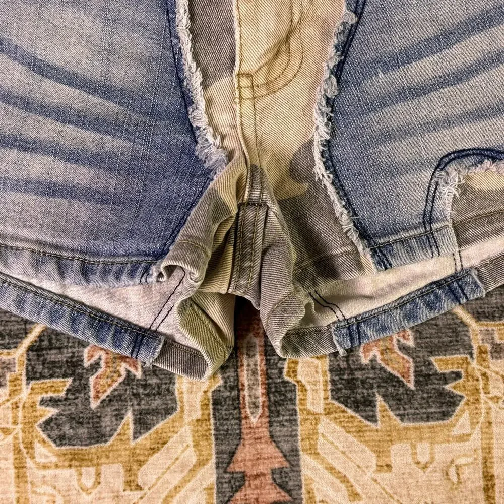 Y2K low mid rise camo patchwork Lazer Jean short early 2000s booty shorts size 3 - Picture 5 of 14